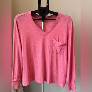 Pink V-Neck Lou & Grey from Loft Women's Lightweight Tee. Size XL